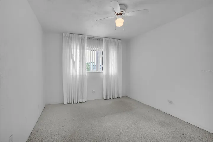 Secondary bedroom