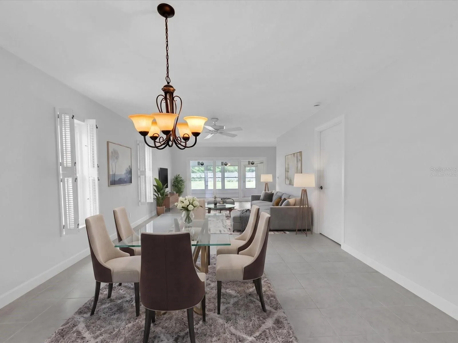 Dining Area (Virtually staged)