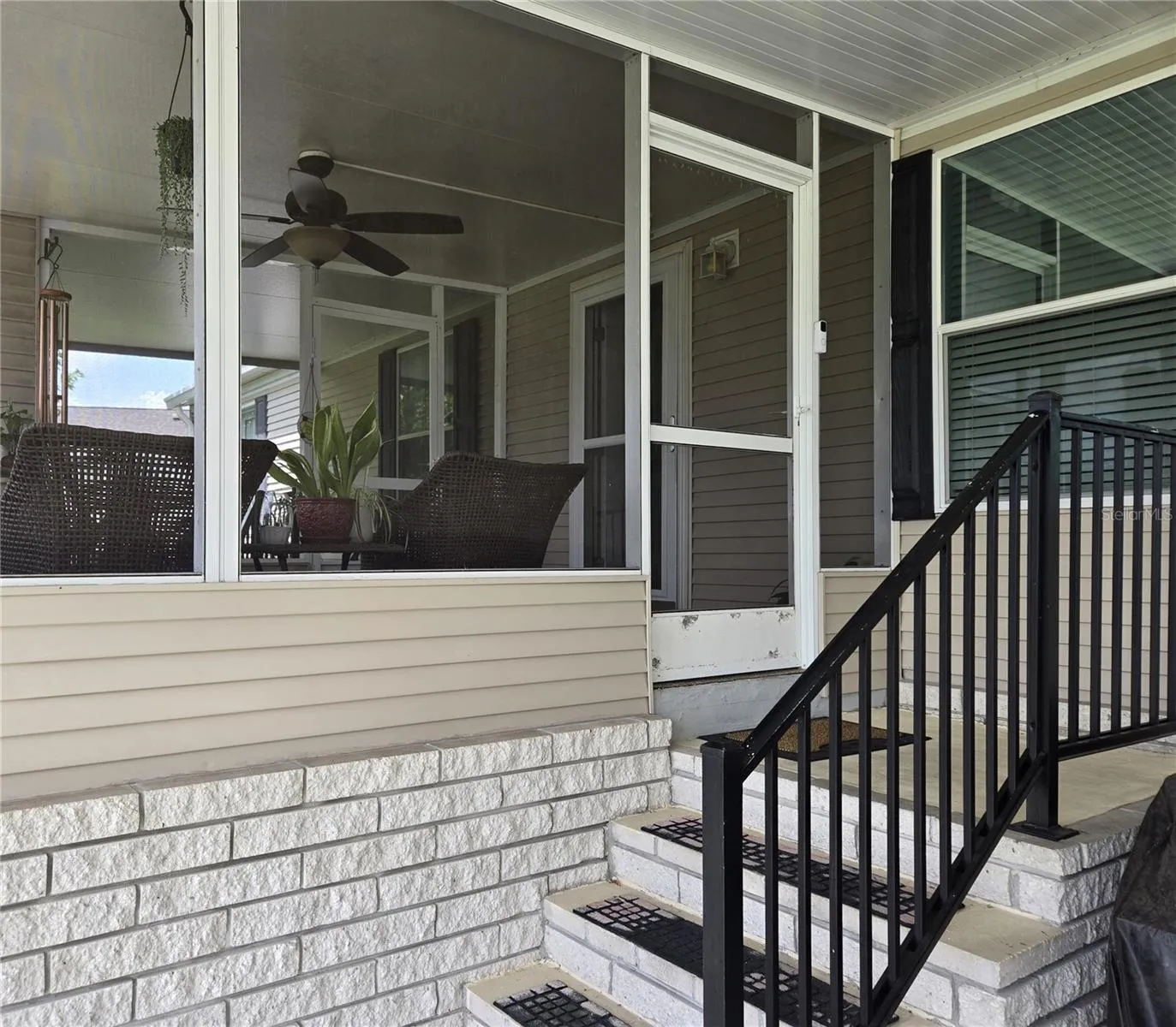 FRONT ENTRANCE TO PATIO
