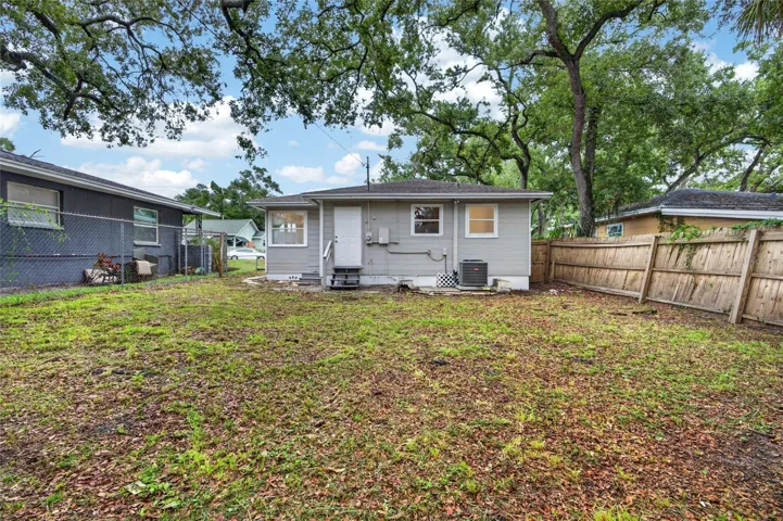 Large Fenced Back Yard