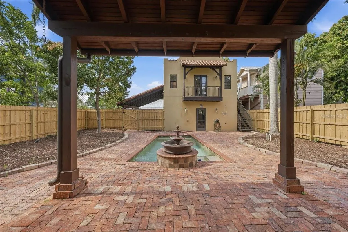 Covered Patio with Fans