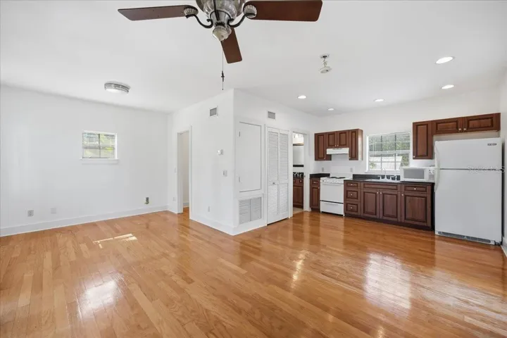 484 Sq Ft Studio Casita