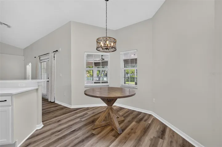 The dining nook off the kitchen allows for meals in a hurry or a quick coffee!