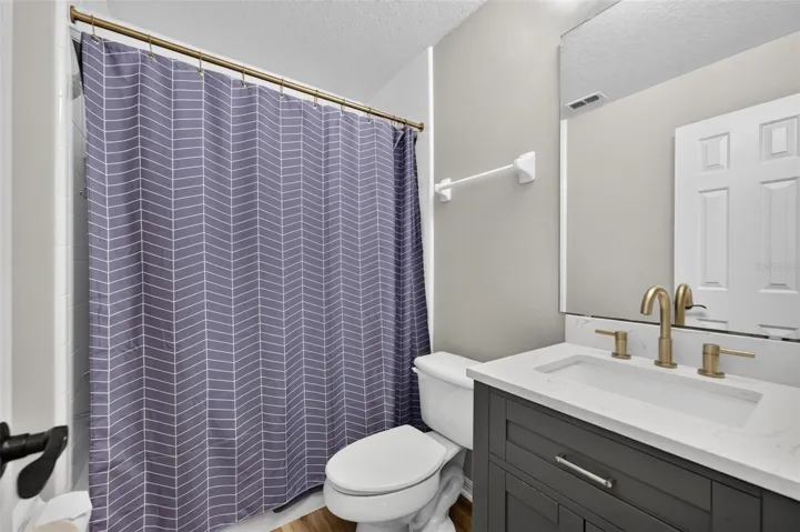 Bathroom near the 4th Bedroom