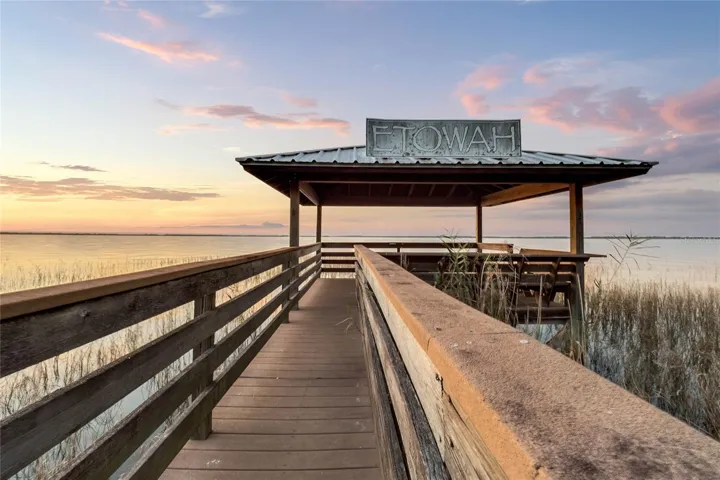 Community Dock