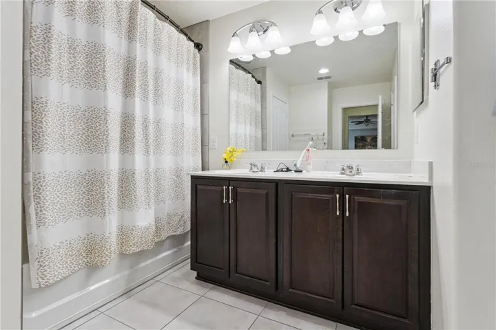 Primary Bathroom Ensuite - Upper Floor