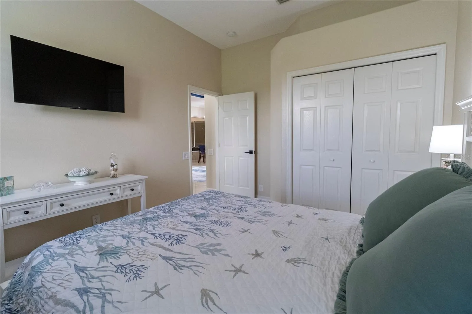 Spacious Guest Bedroom