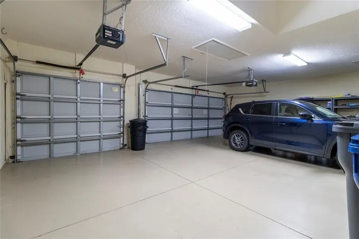 Oversized 3-Car Garage