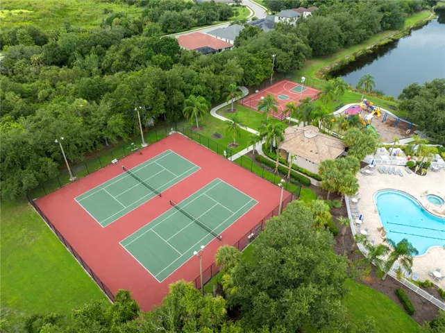 Community Tennis Courts