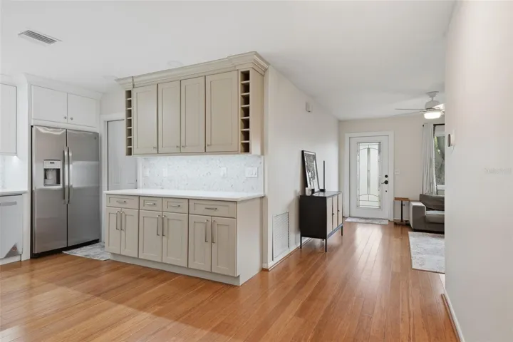 Kitchen Bar
