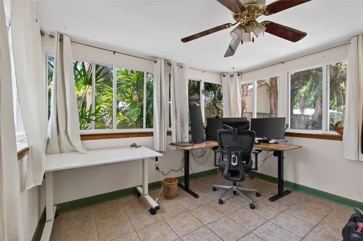 Office/Guest room 2