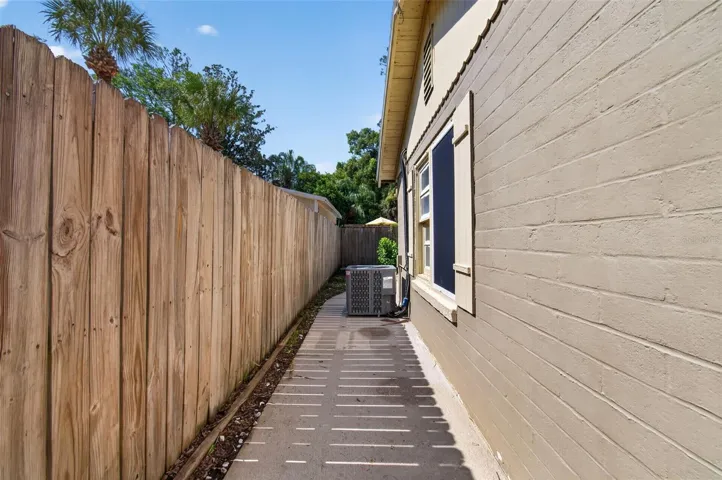 Side fence