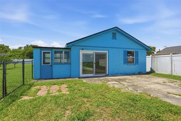 Detached Laundry Room and In-Law Suite