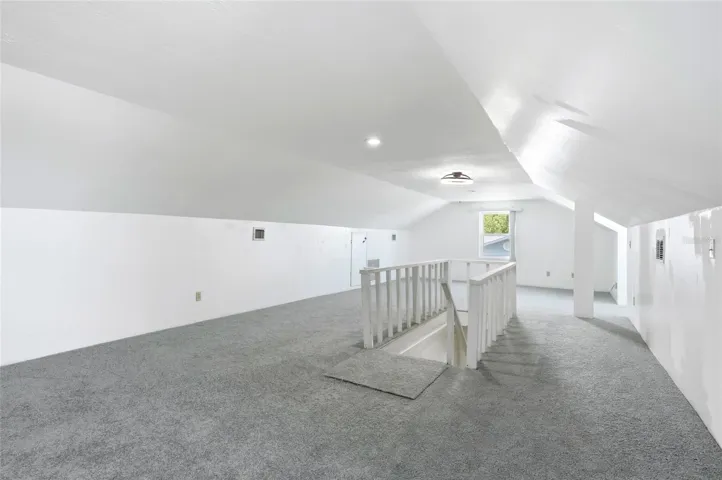Loft/Bonus Room