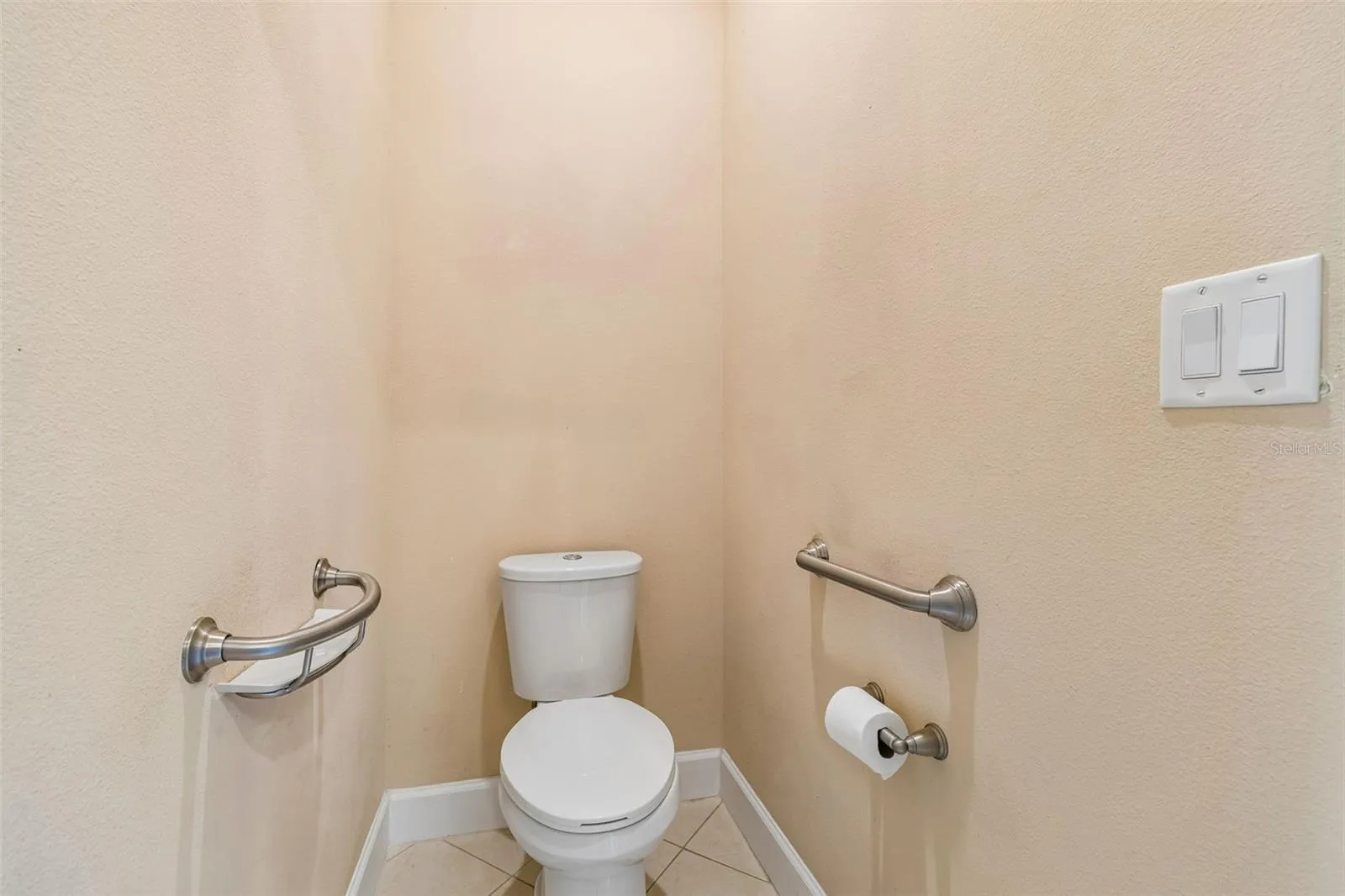 Master bath water closet