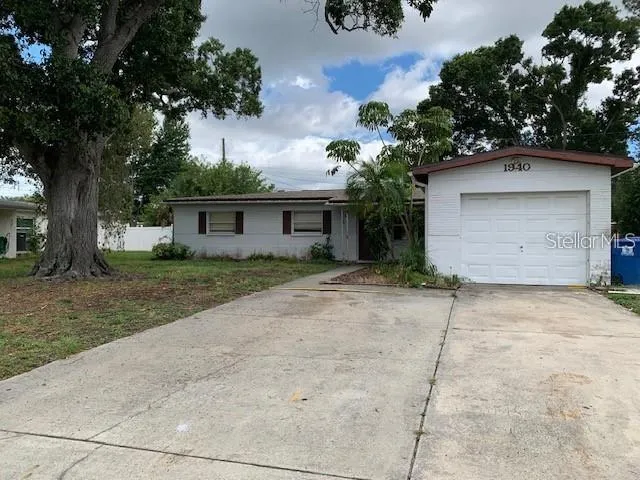1940 64th Ave N