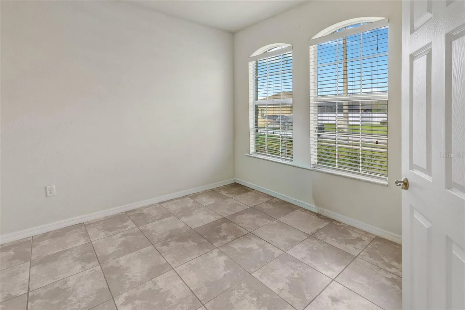 2206 Via Cortona St, Plant City, Florida 33566 — photo 10