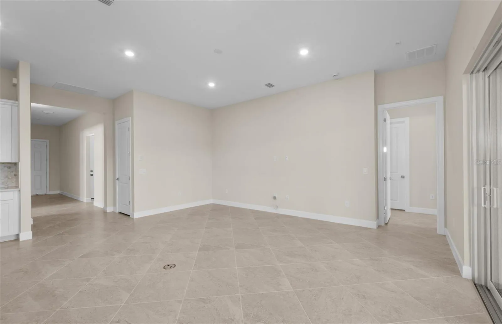 Prestige floorplan, homes may vary.