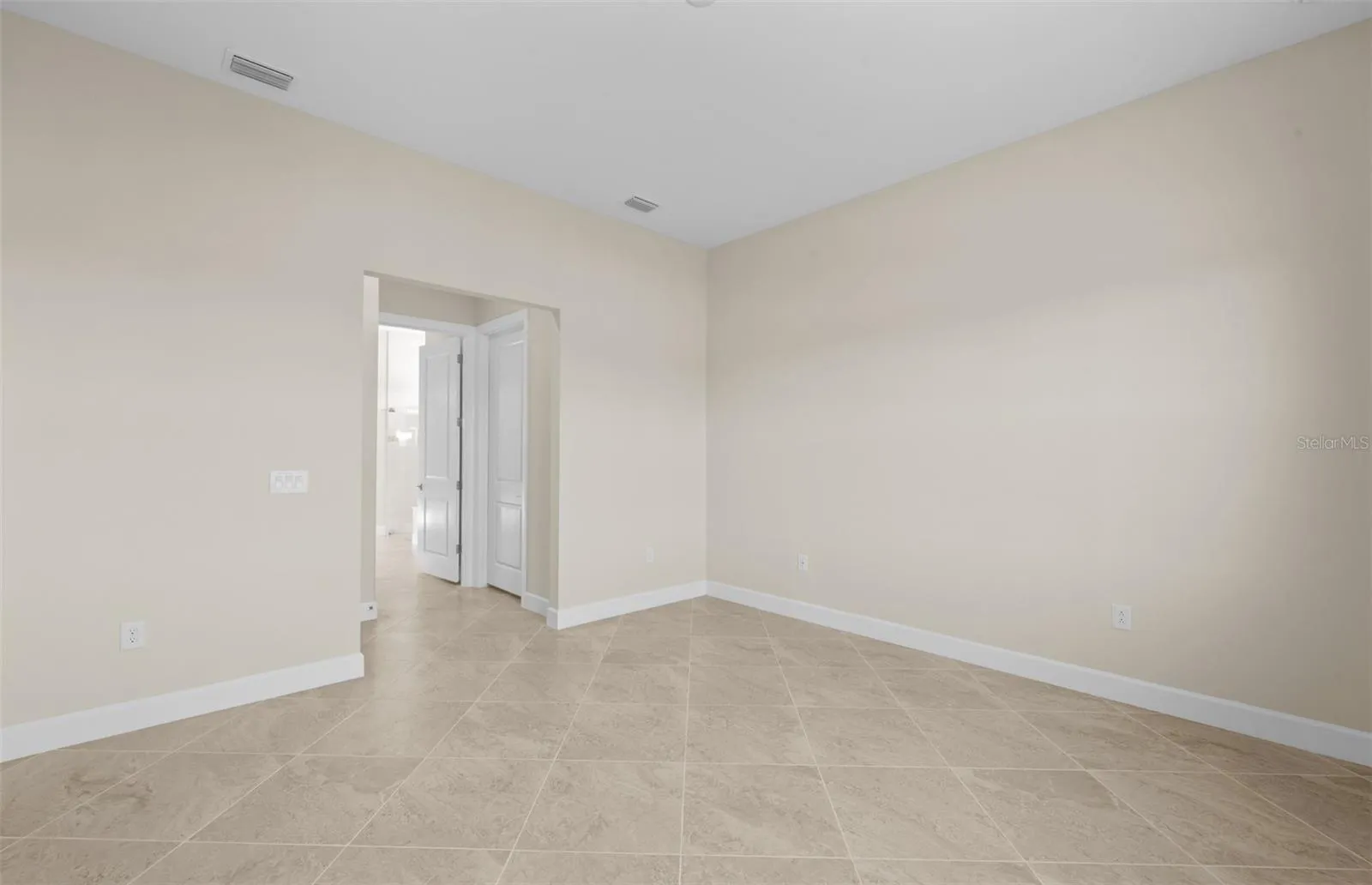 Prestige floorplan, homes may vary.