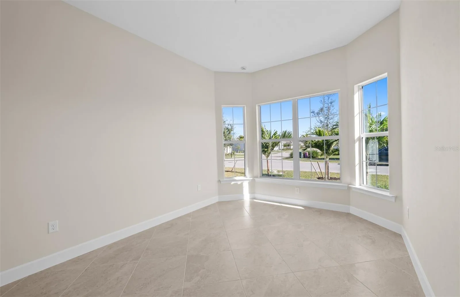 Prestige floorplan, homes may vary.