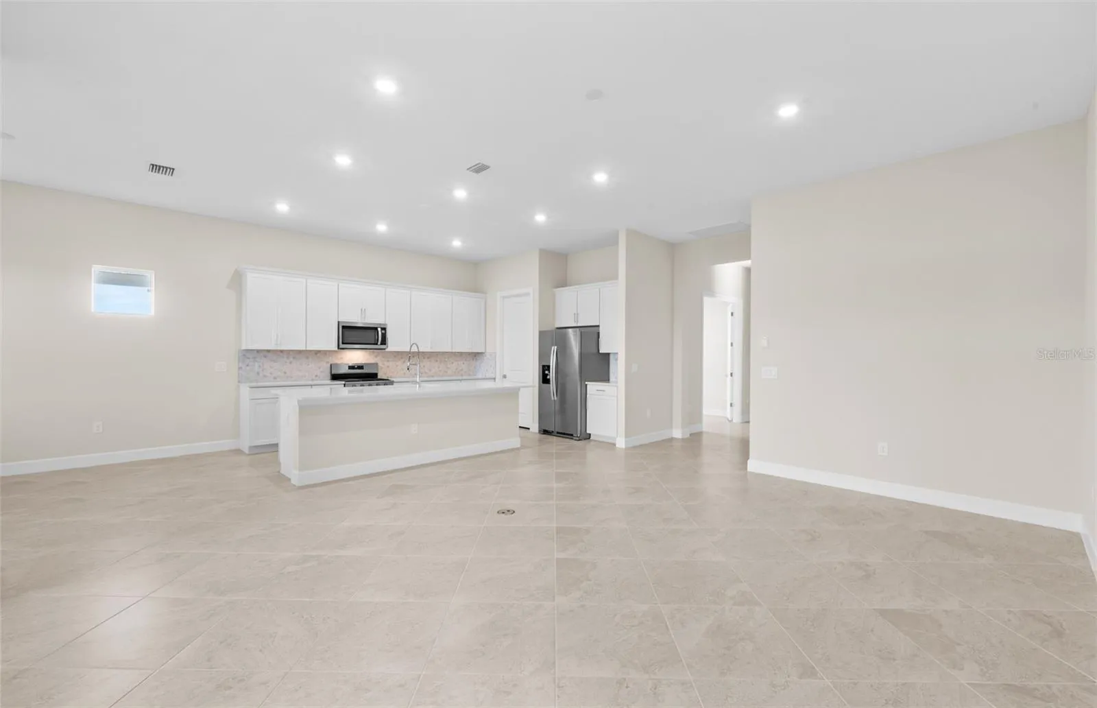 Prestige floorplan, homes may vary.