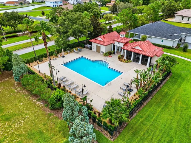 Water Ridge Clubhouse |Basketball and Tennis Courts Side