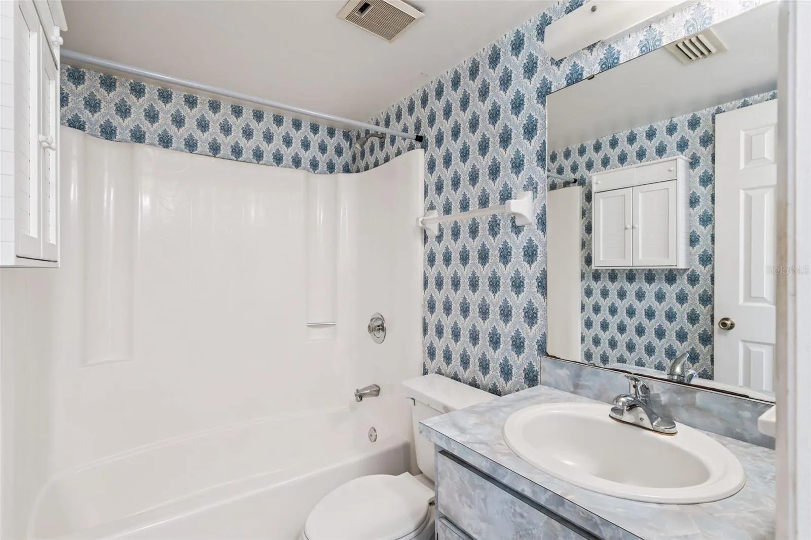 Bathroom #2