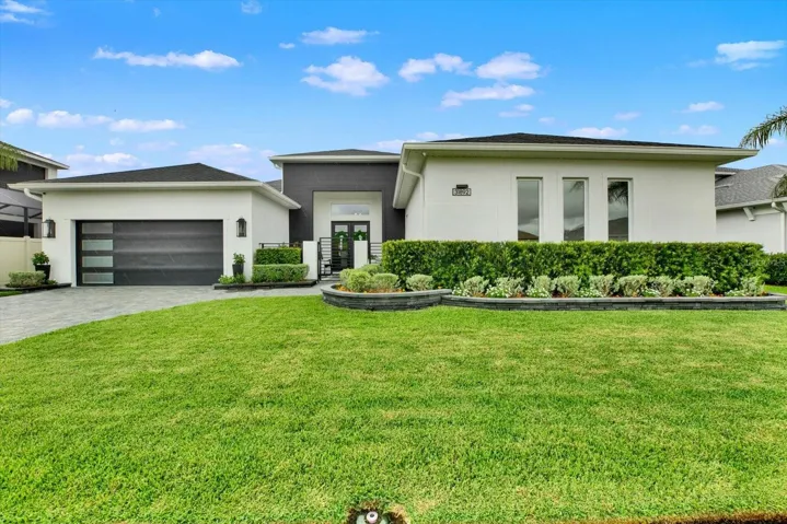 Contemporary curb appeal