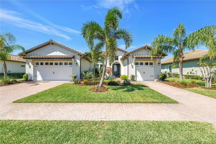 A true oasis at Sanctuary Cove!