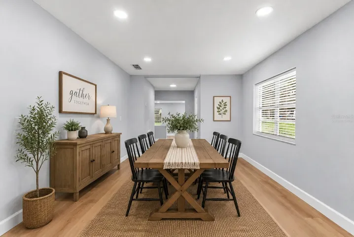 dining room virtually staged