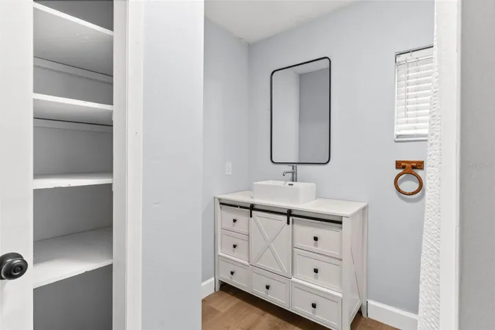 ensuite bath