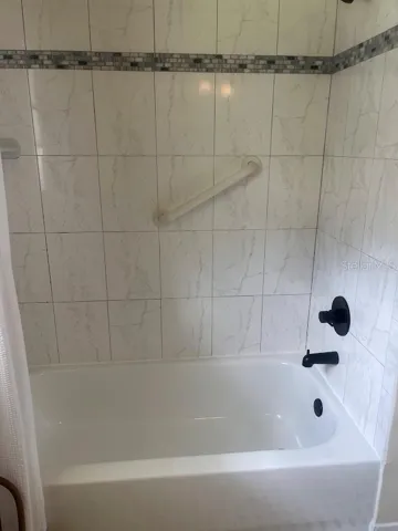 2nd bath shower