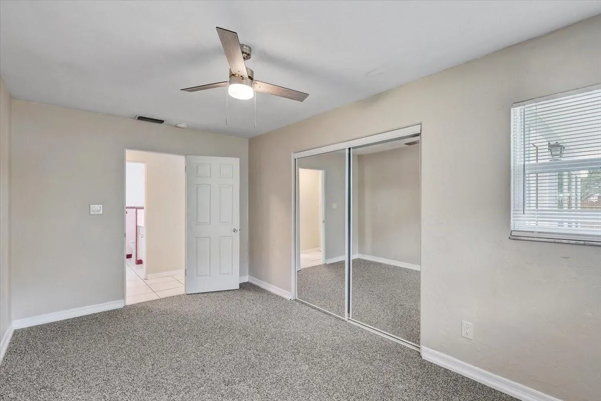 Guest bedroom 1