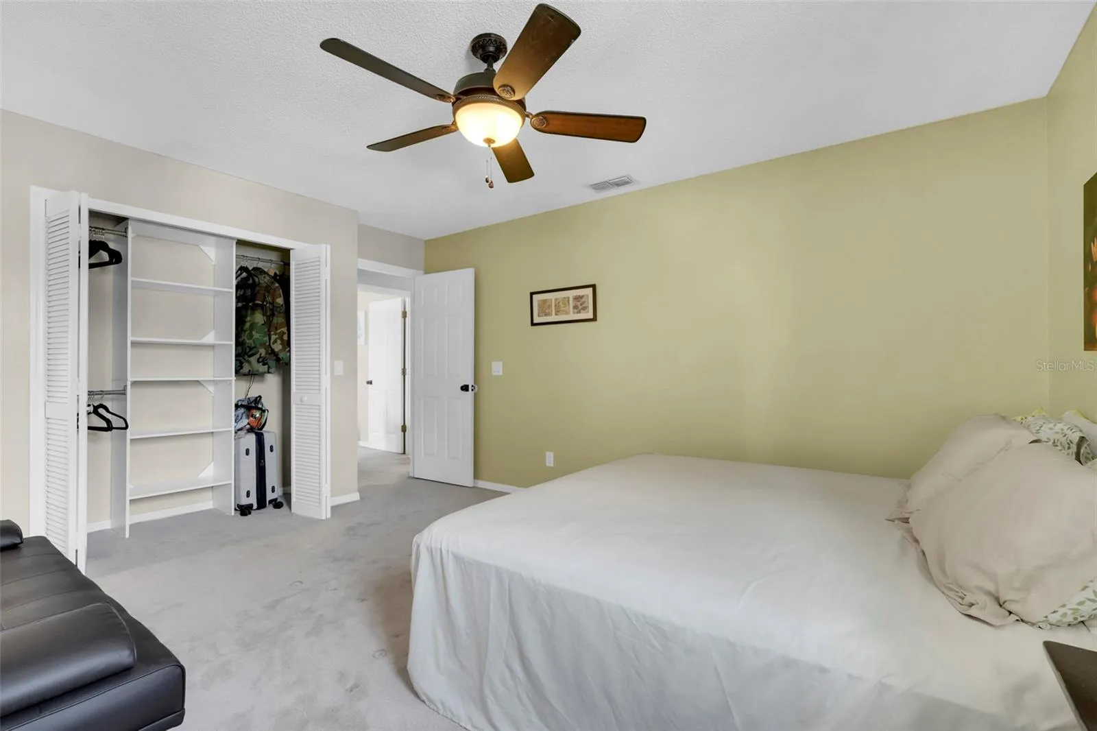 Upstairs Bedroom 2