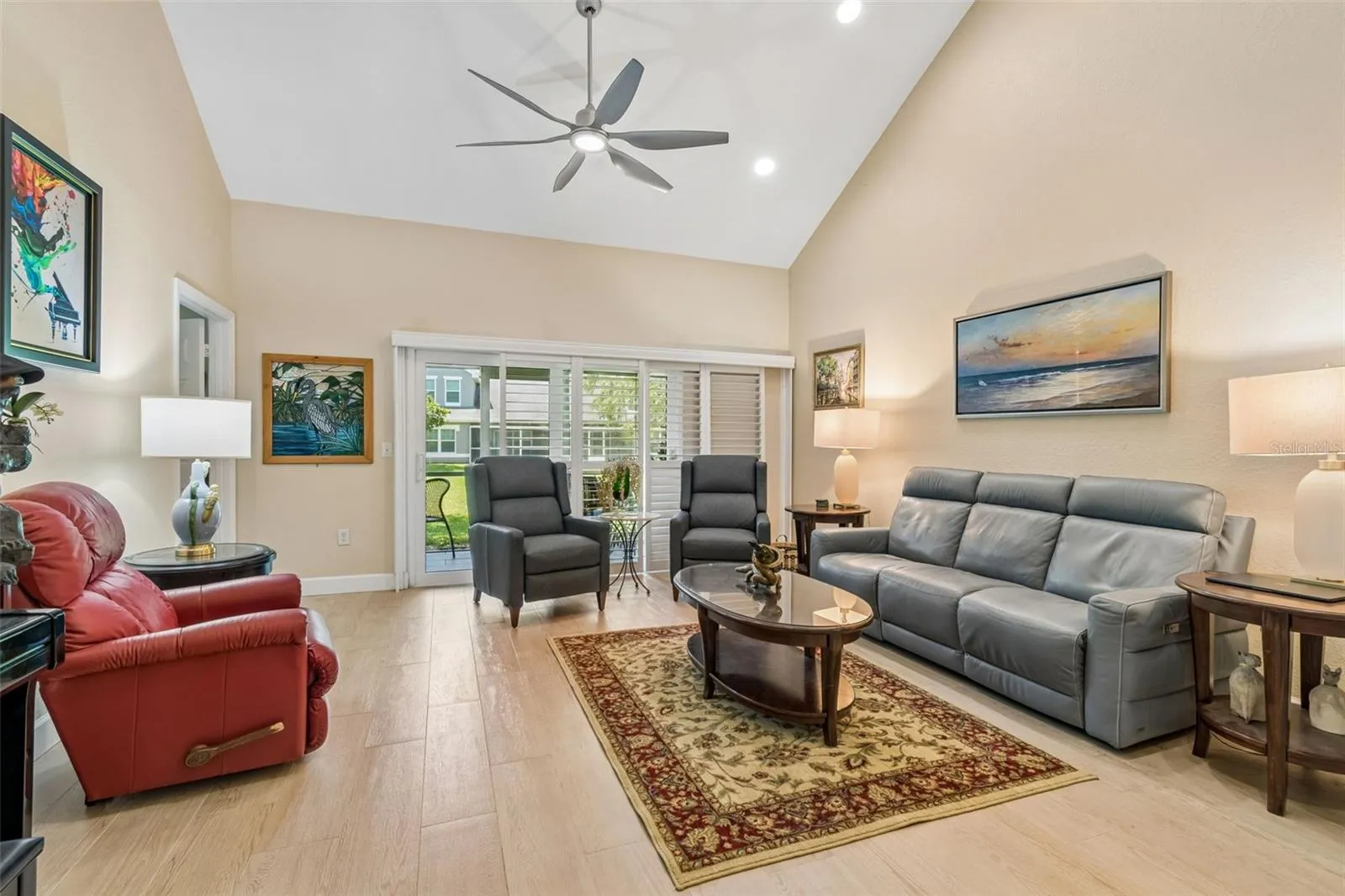 Large living room with vaulted ceilings.