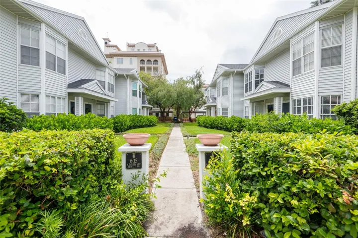 These townhomes rarely hit the market.