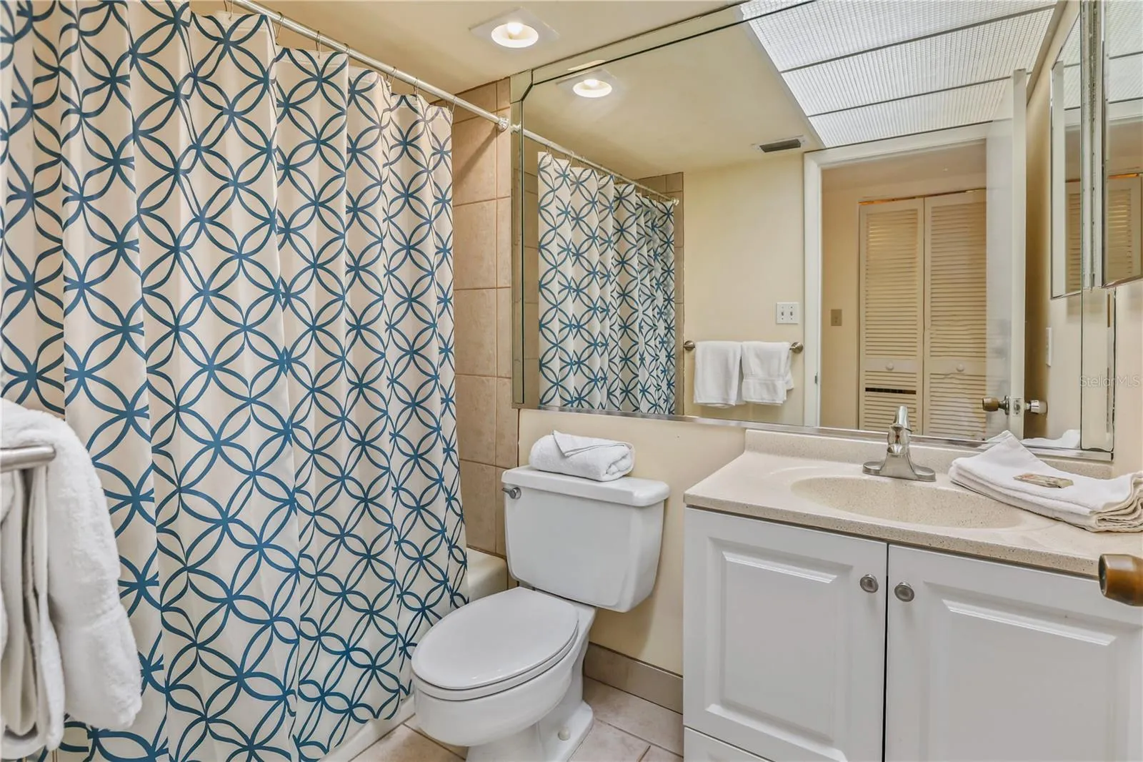 Upstairs bathroom
