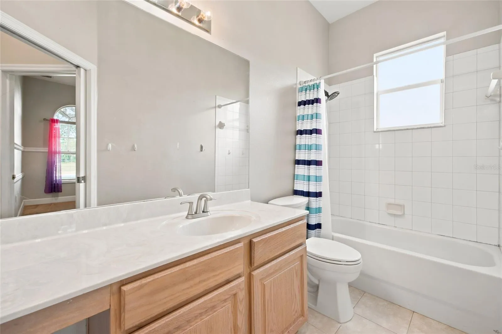 2nd Full Bathroom