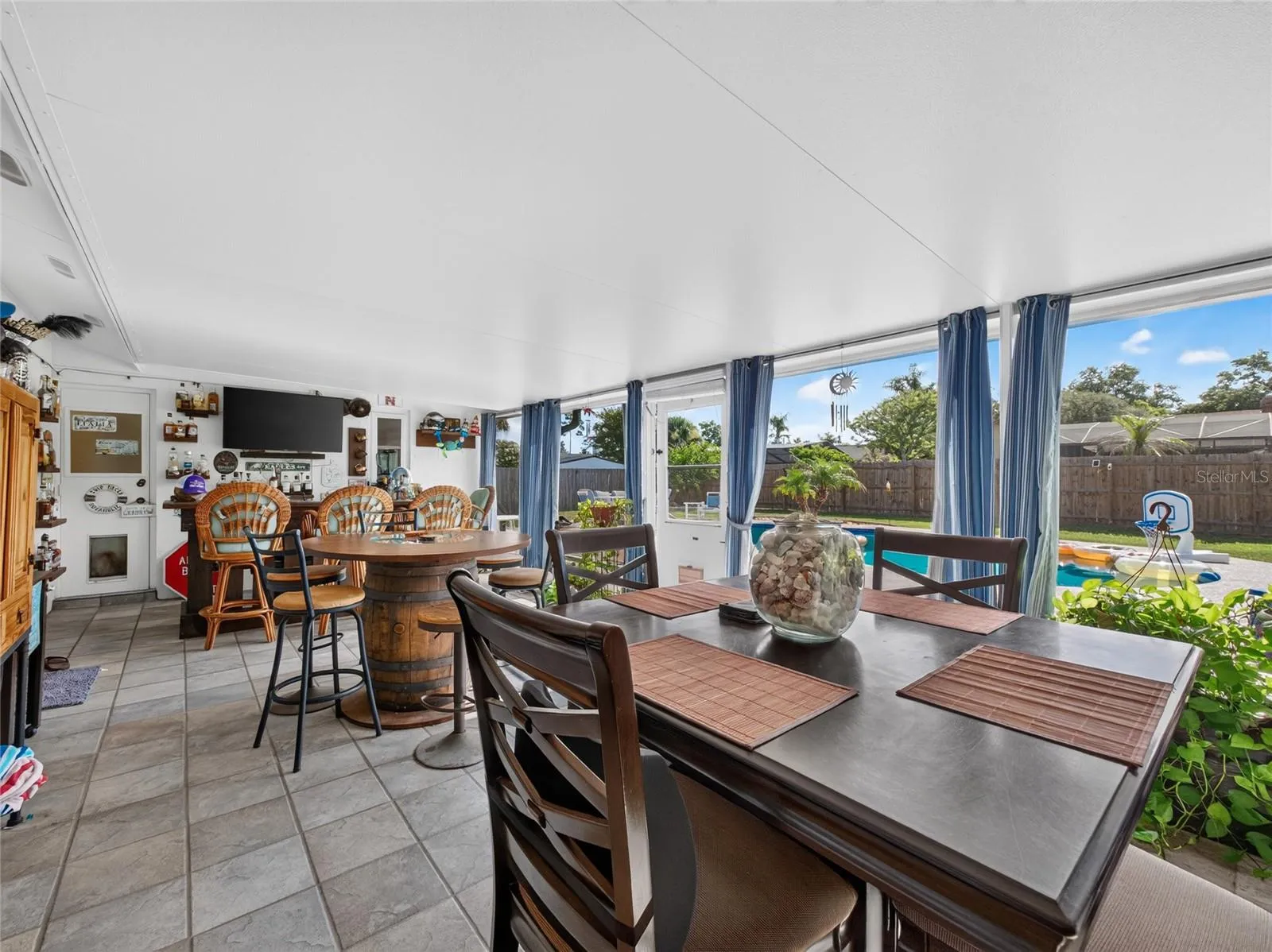 Large Screened Porch