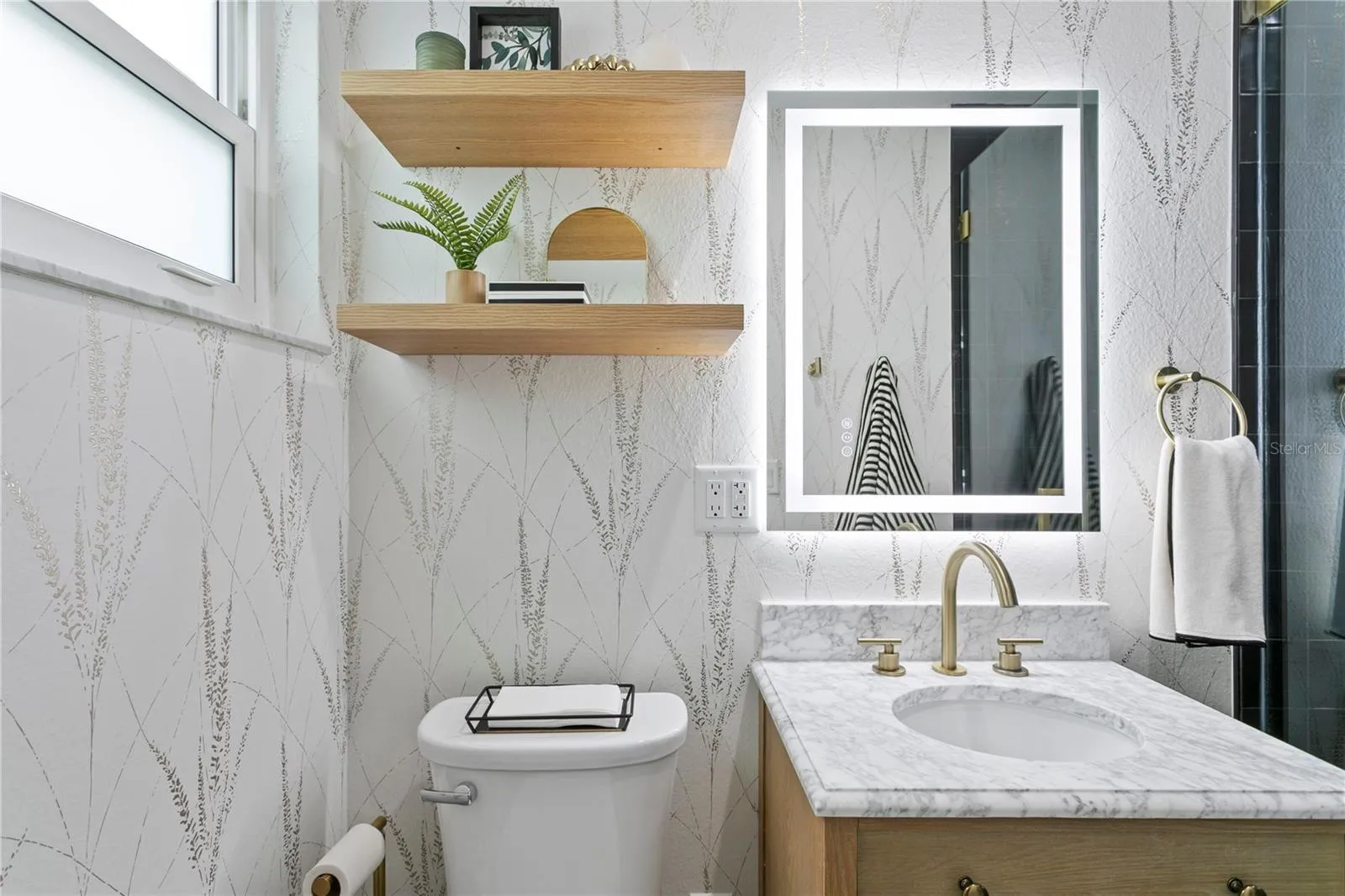 Primary has a newly renovated ensuite