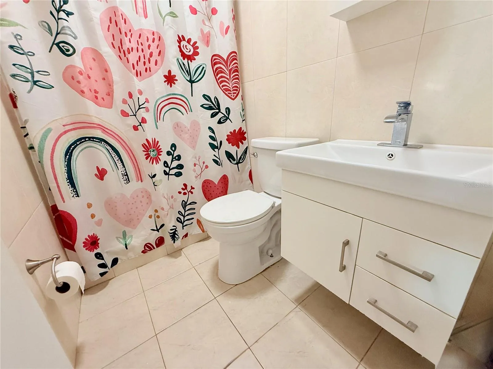 full bathroom