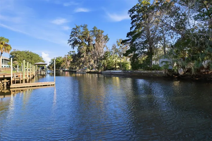 Canal acces to crystal River and Gulf of America