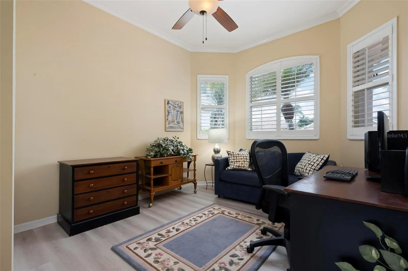 Office with bay windows