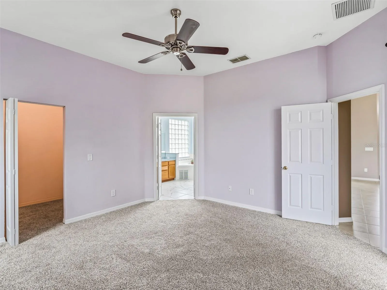 Primary suite