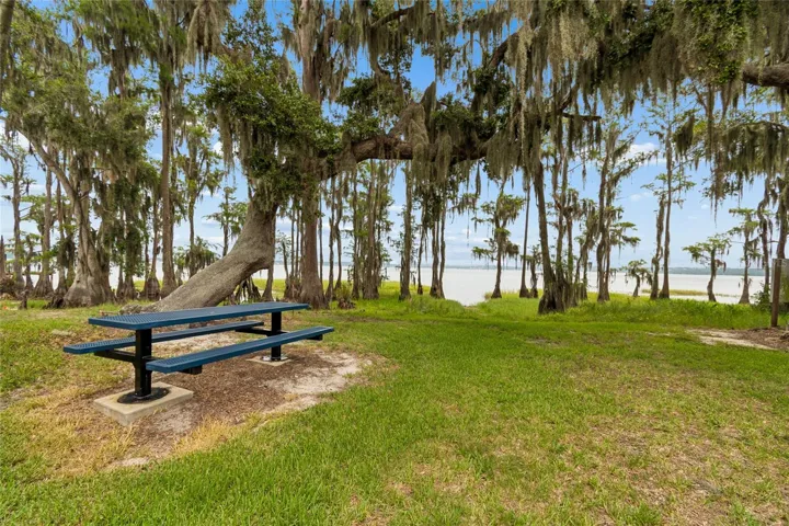 Community Waterfront Park