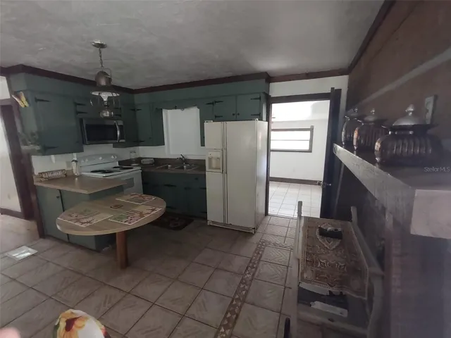 1170