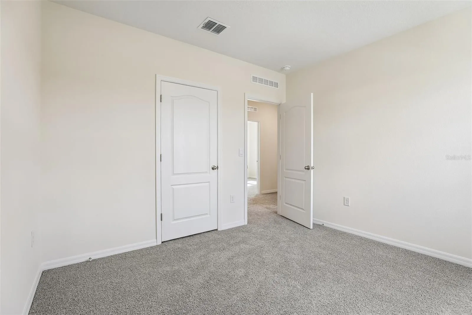 Bedroom 5 - 2nd floor