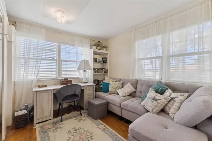Flexible bonus room, ideal for a home office or reading retreat