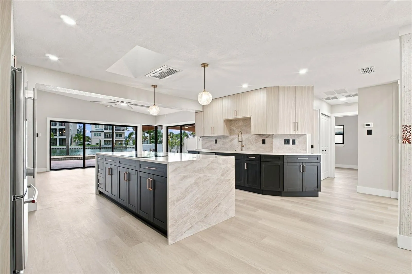 Custom Chef's Kitchen