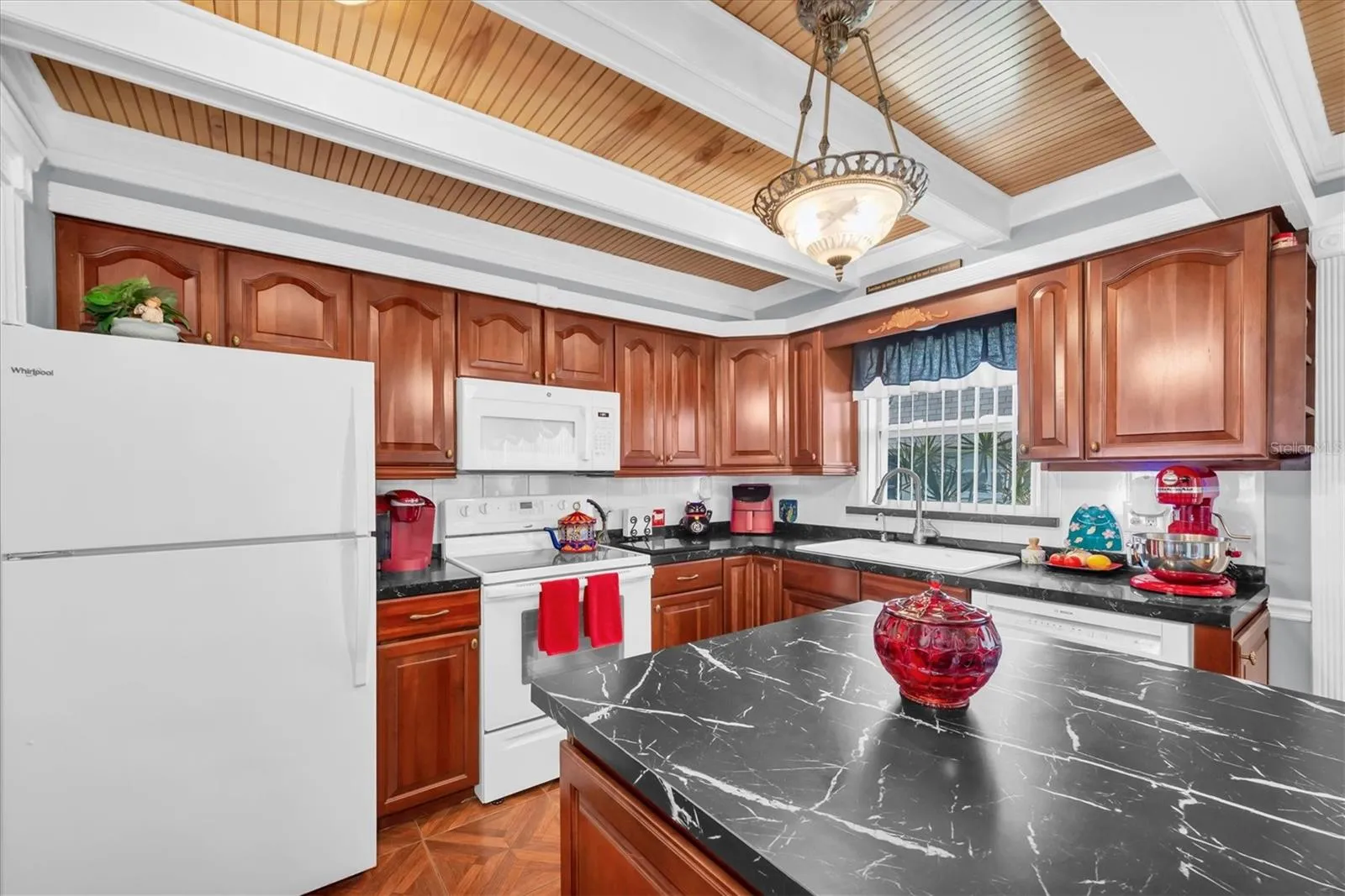 Kitchen 2